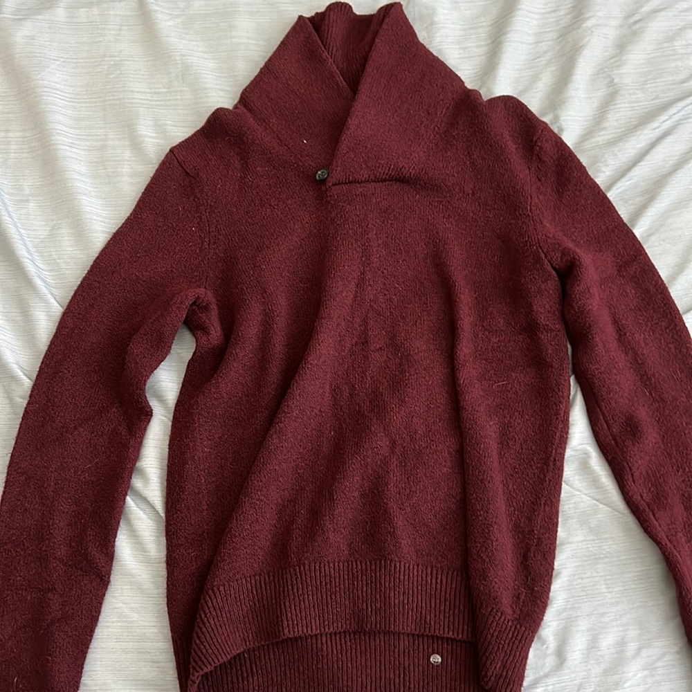 Men’s Banana Republic V Neck Sweater